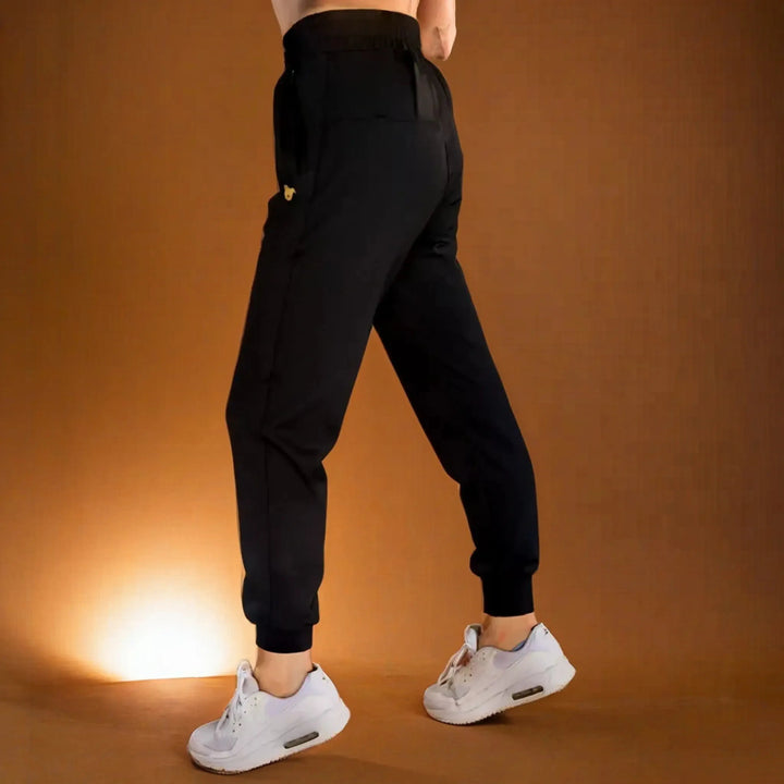 The PACK Unisex Jogger The Gentle Pit